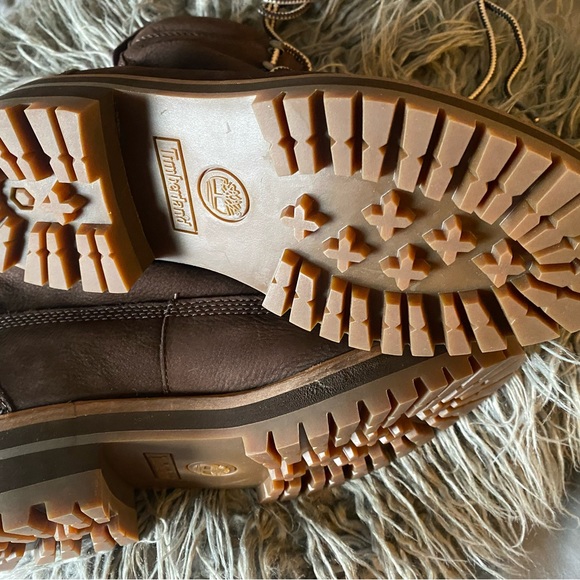 Timberland Women's Courmayeur Valley 6" Boot Fashion SZ 6.5 - Picture 2 of 7